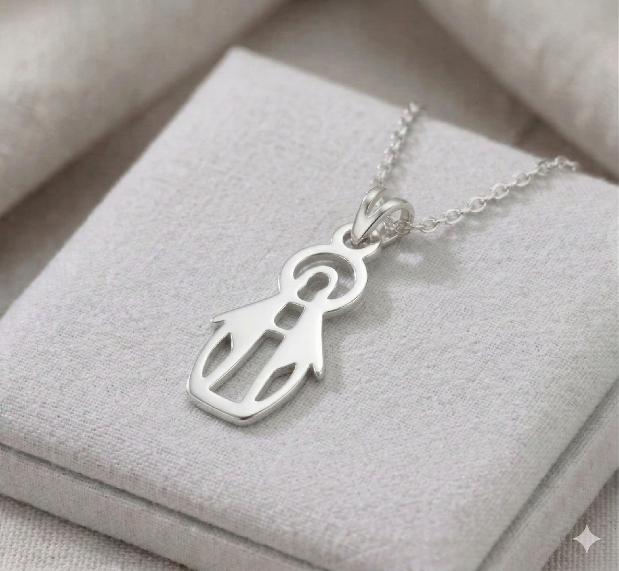 Cadena y dije virgen calada plata 925