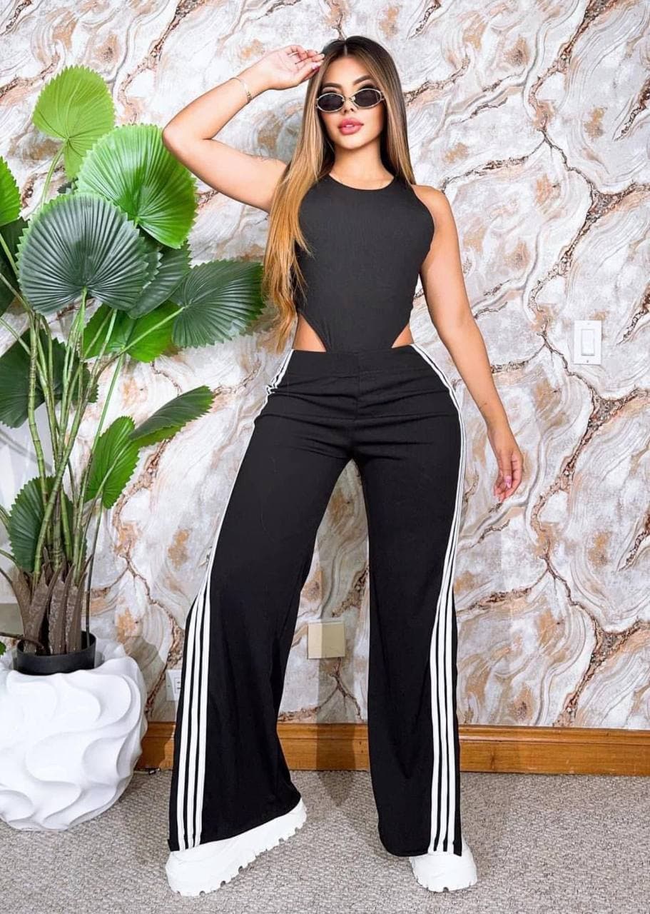 Conjunto pantalón y boddy Paola