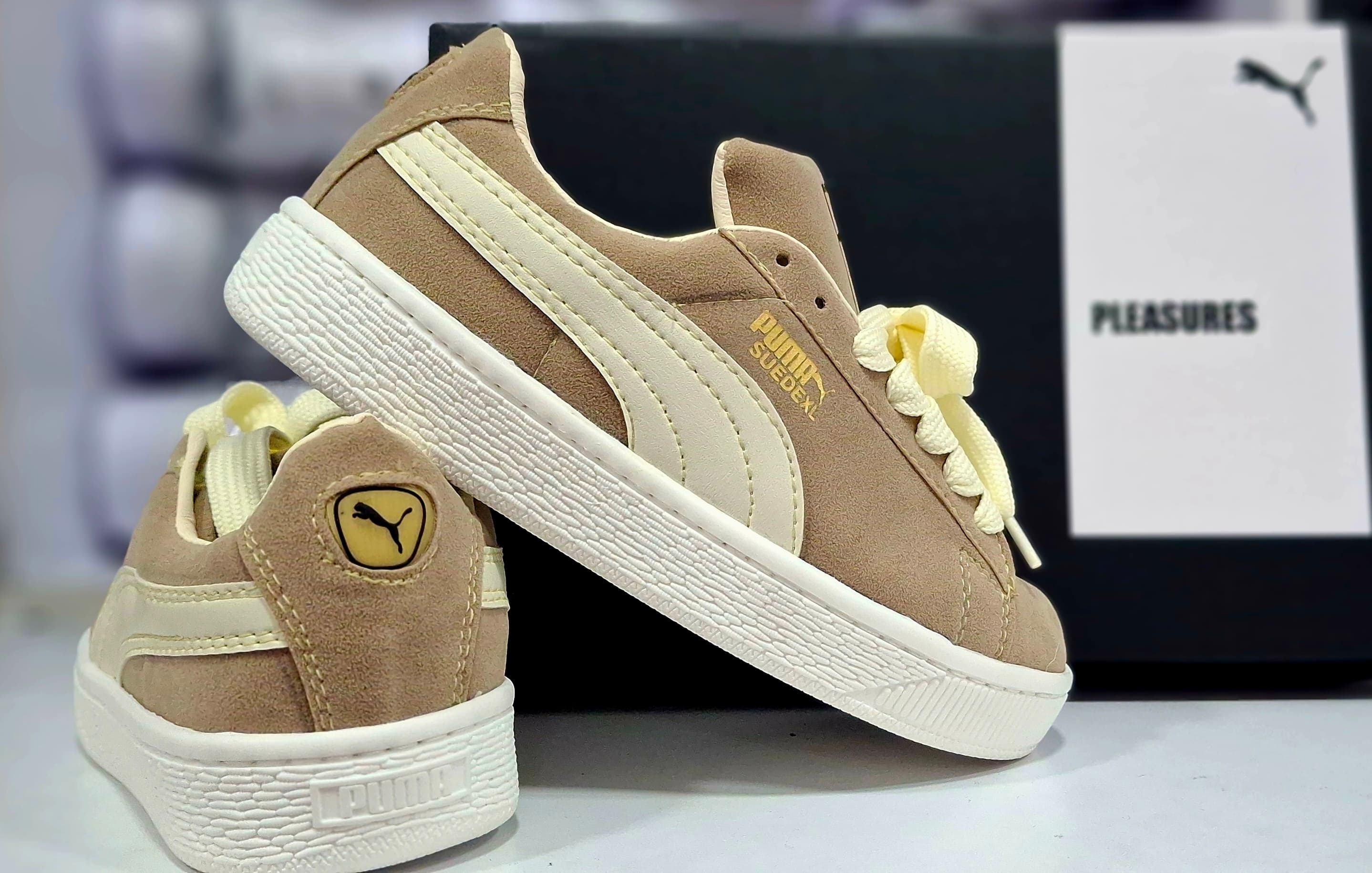 suede XL arena