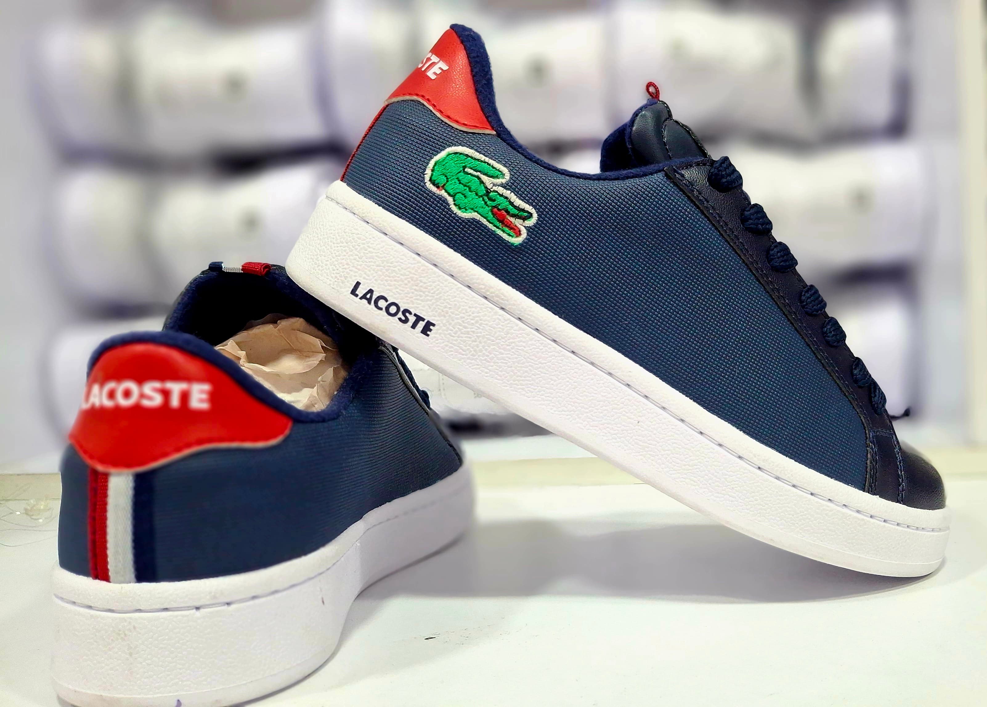 lacoste azul