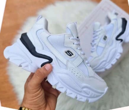 Sketcher dama ref 1-67