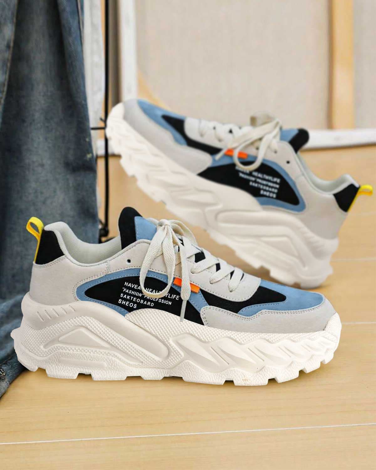 Zapato deportivos modernos con suela gru