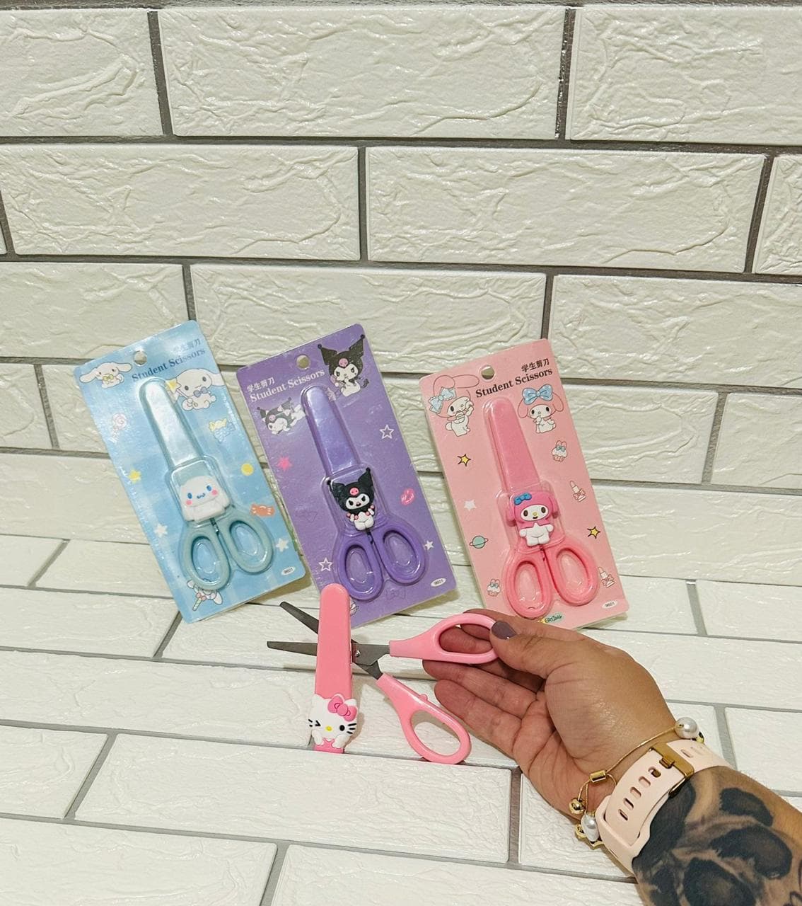 Tijeras Sanrio