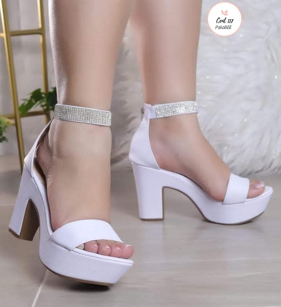 REFERENCIA P160BEE BLANCO CALZADO SIOMH