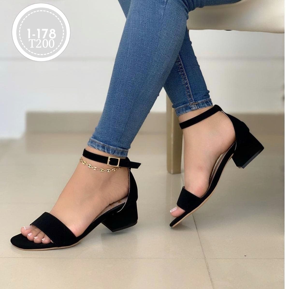 Referencia t200 negro calzado siomh