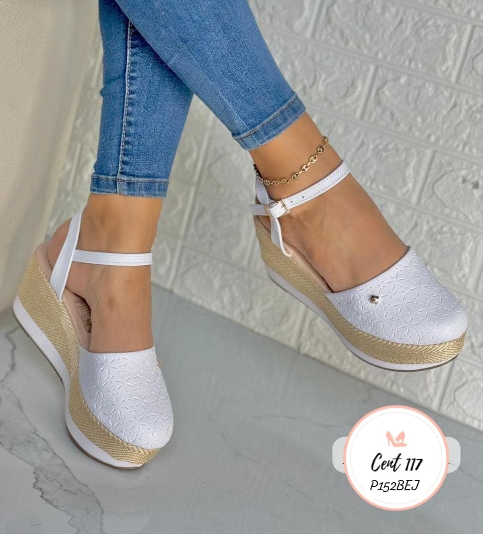 REFERENCIA P152BEJ BLANCO CALZADO SIOMH