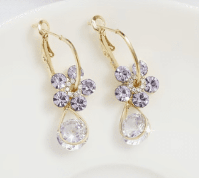 Hermosos aretes de cristal de Flor