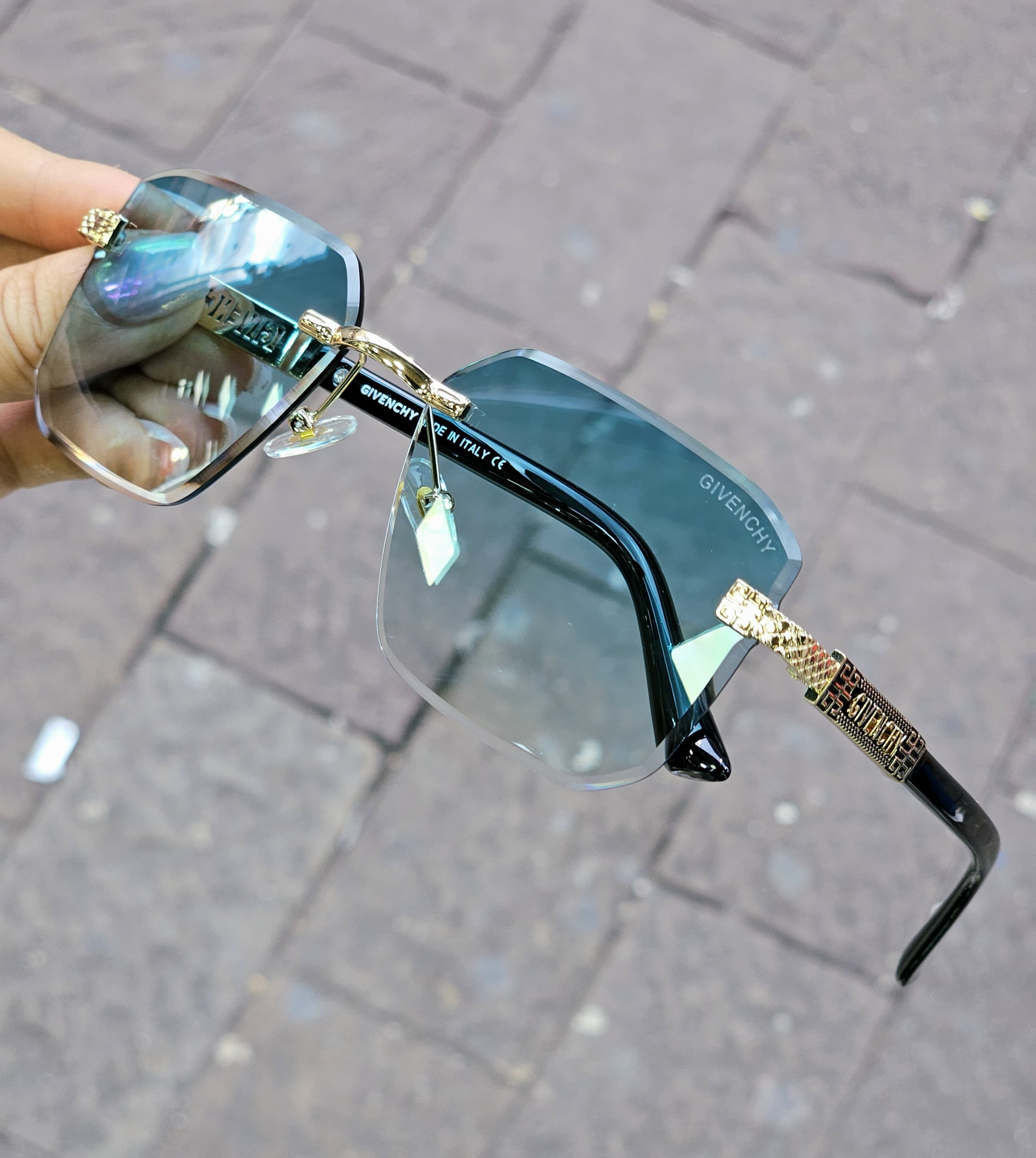 GAFA GIVENCHY CUADRADA