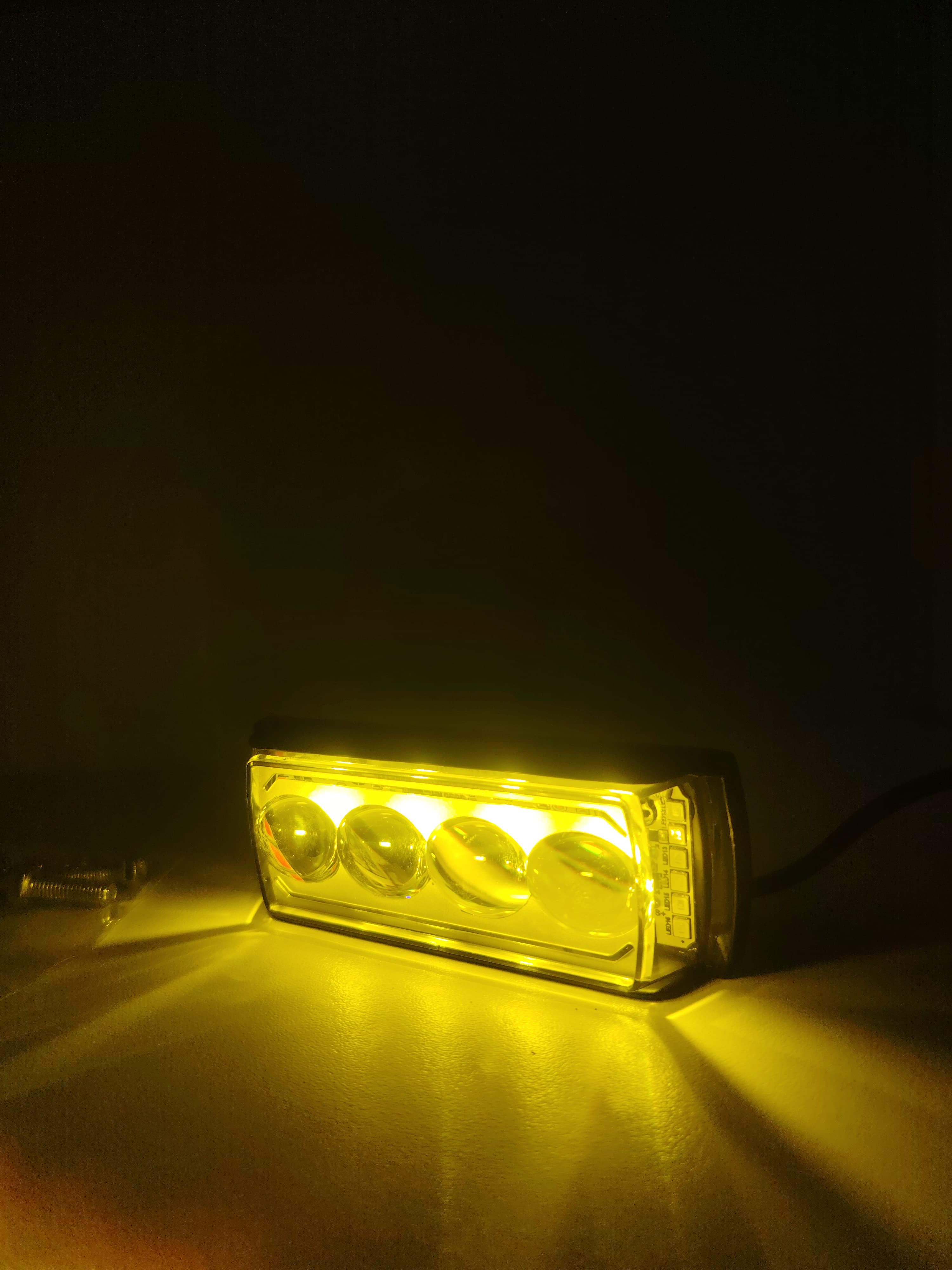 Exploradora 4 leds (tb531)