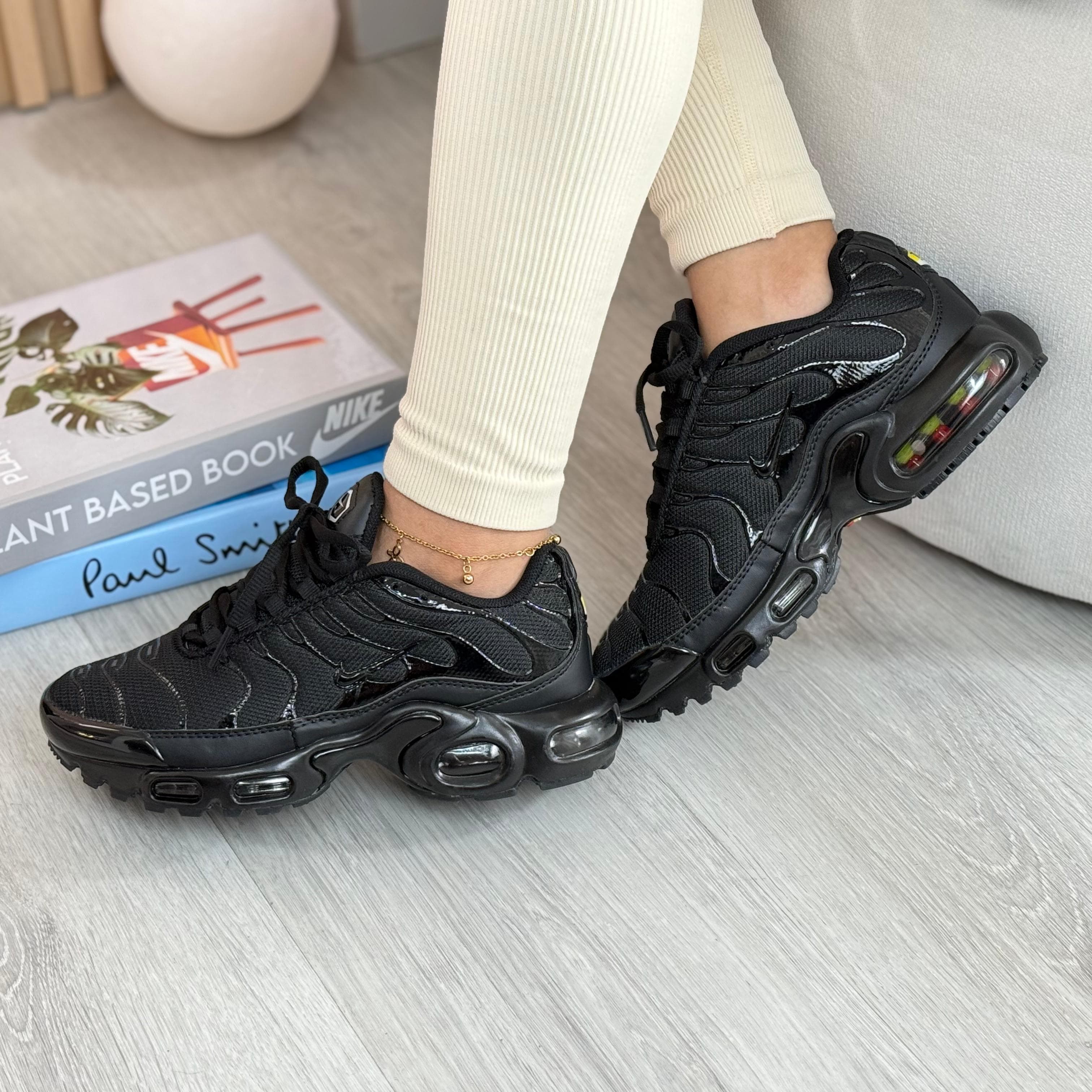 nike tn negros