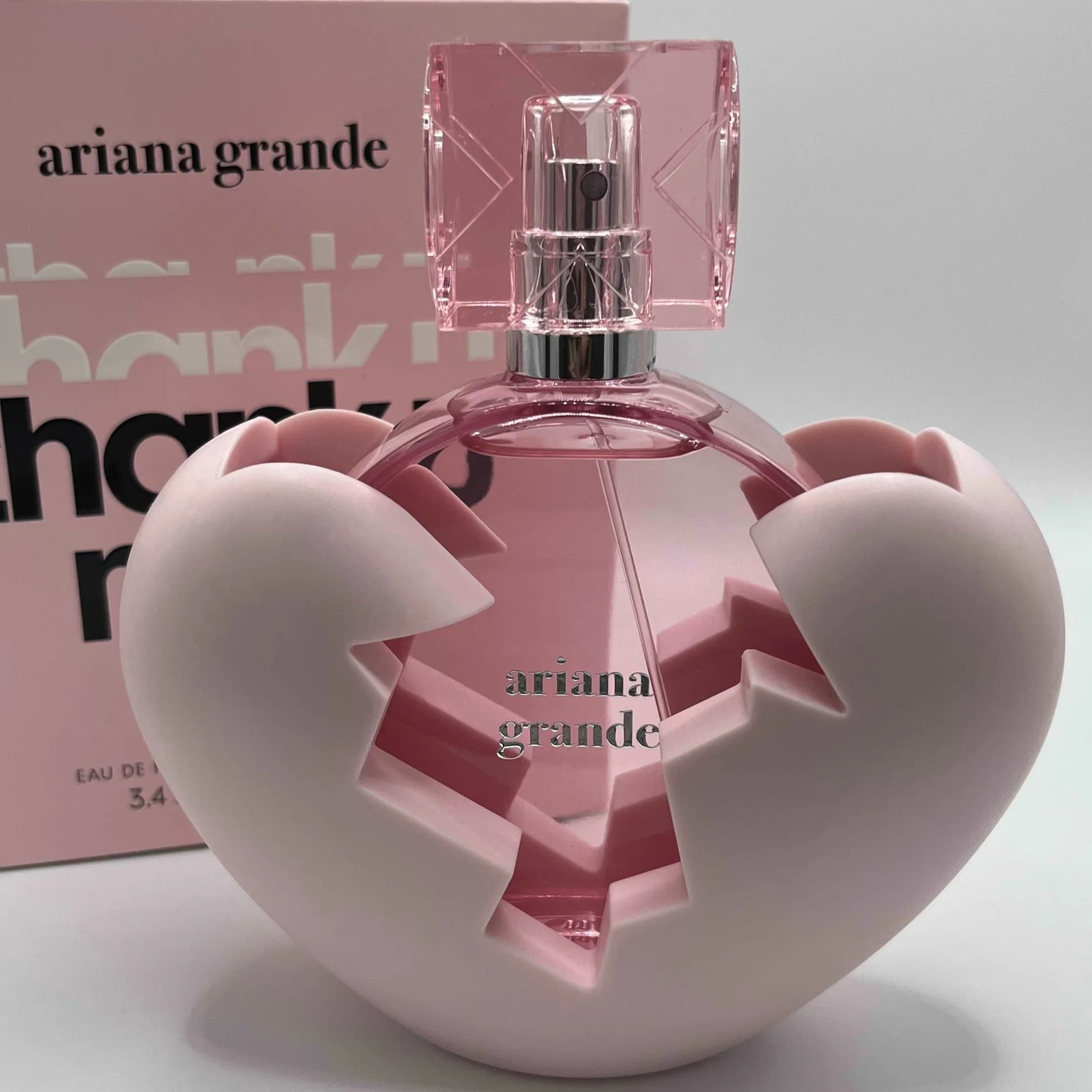 THANK U NEXT ARIANA GRANDE