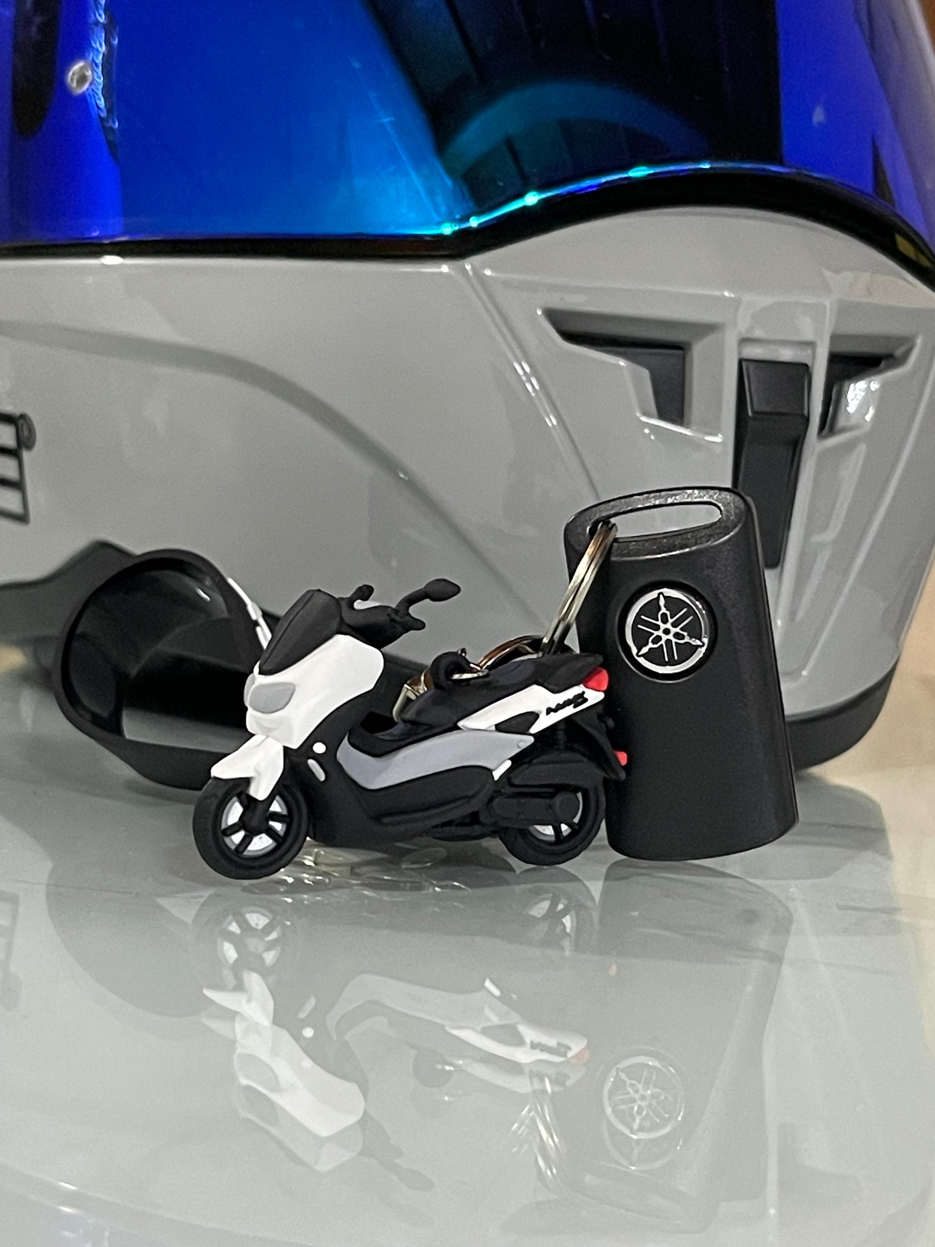 Llavero moto nmax en 3d