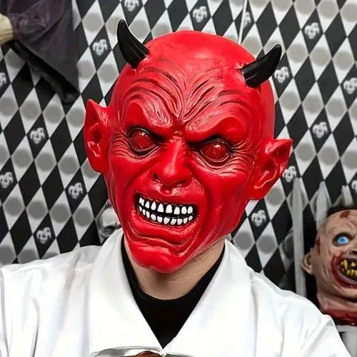 MÁSCARA DE DIABLO CON OJOS ROJOS