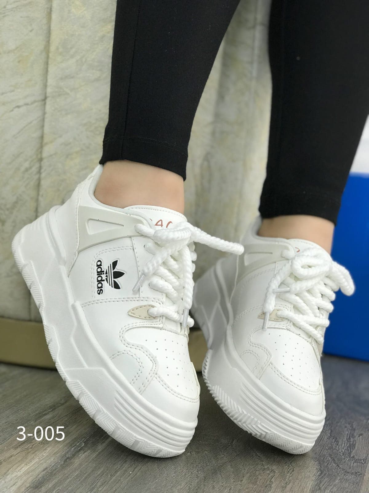 TENIS PACOGIL