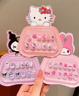 B695 UÑAS POSTIZAS APLIQUE