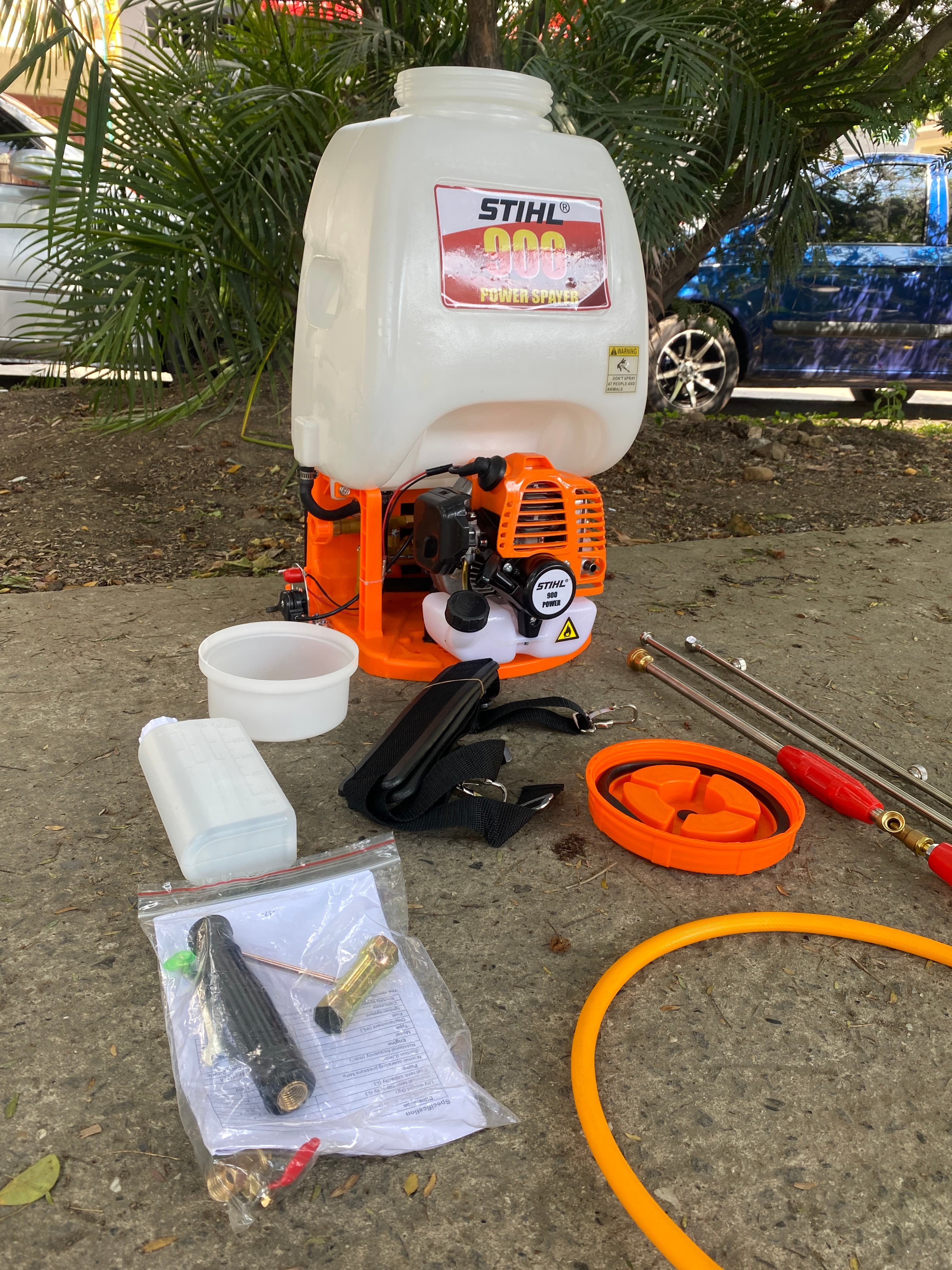 Fumigadora stihl 20 lts + aceite stihl