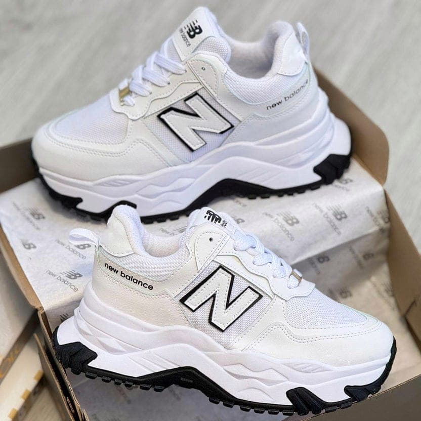 NEW BALANCE TRACTOR