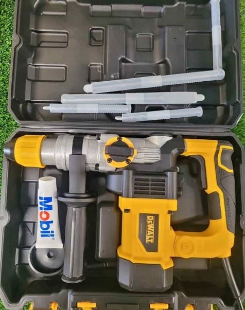 Rotomartillo Tipo Dewalt.