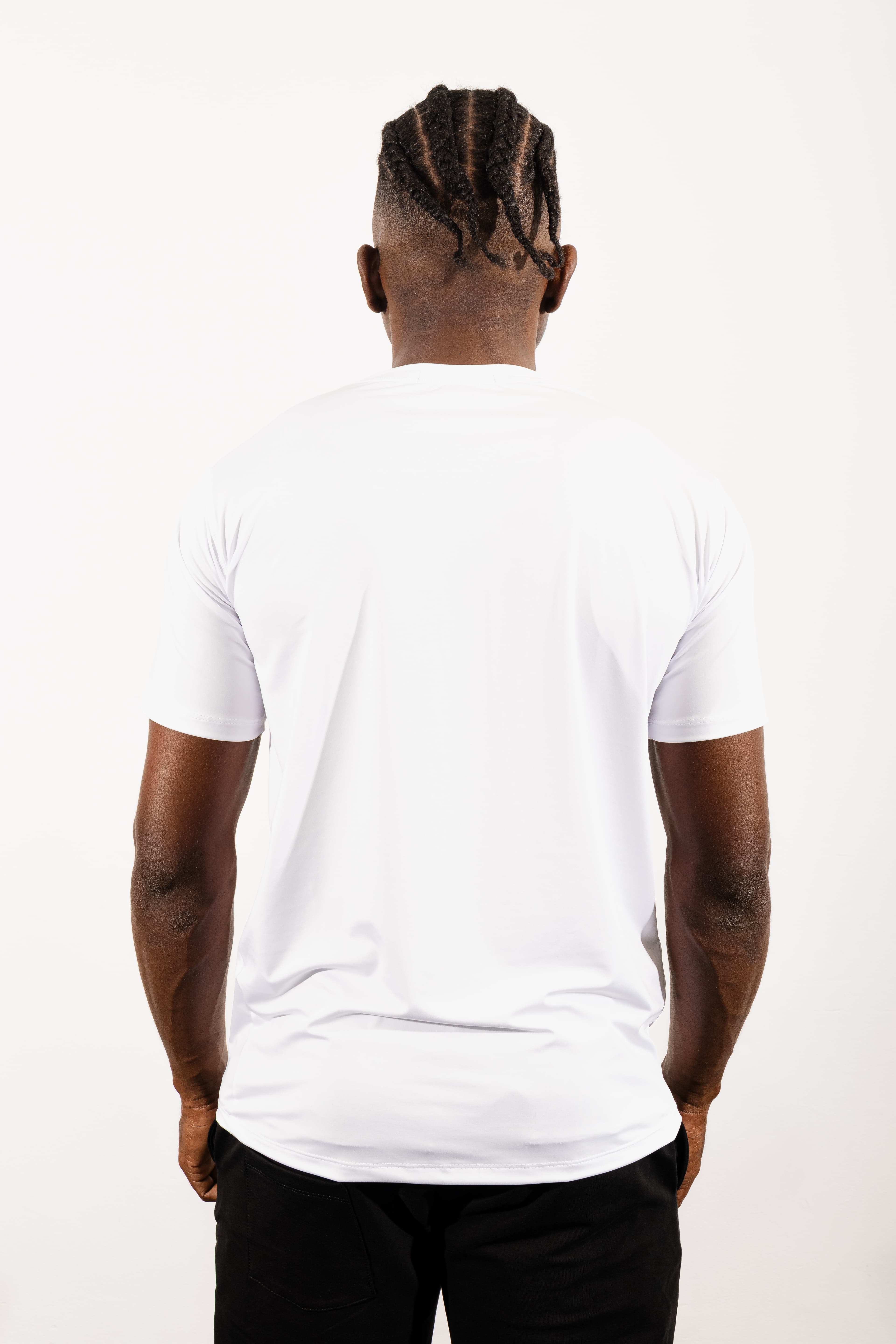CAMISETA DEPORTIVA BLANCA