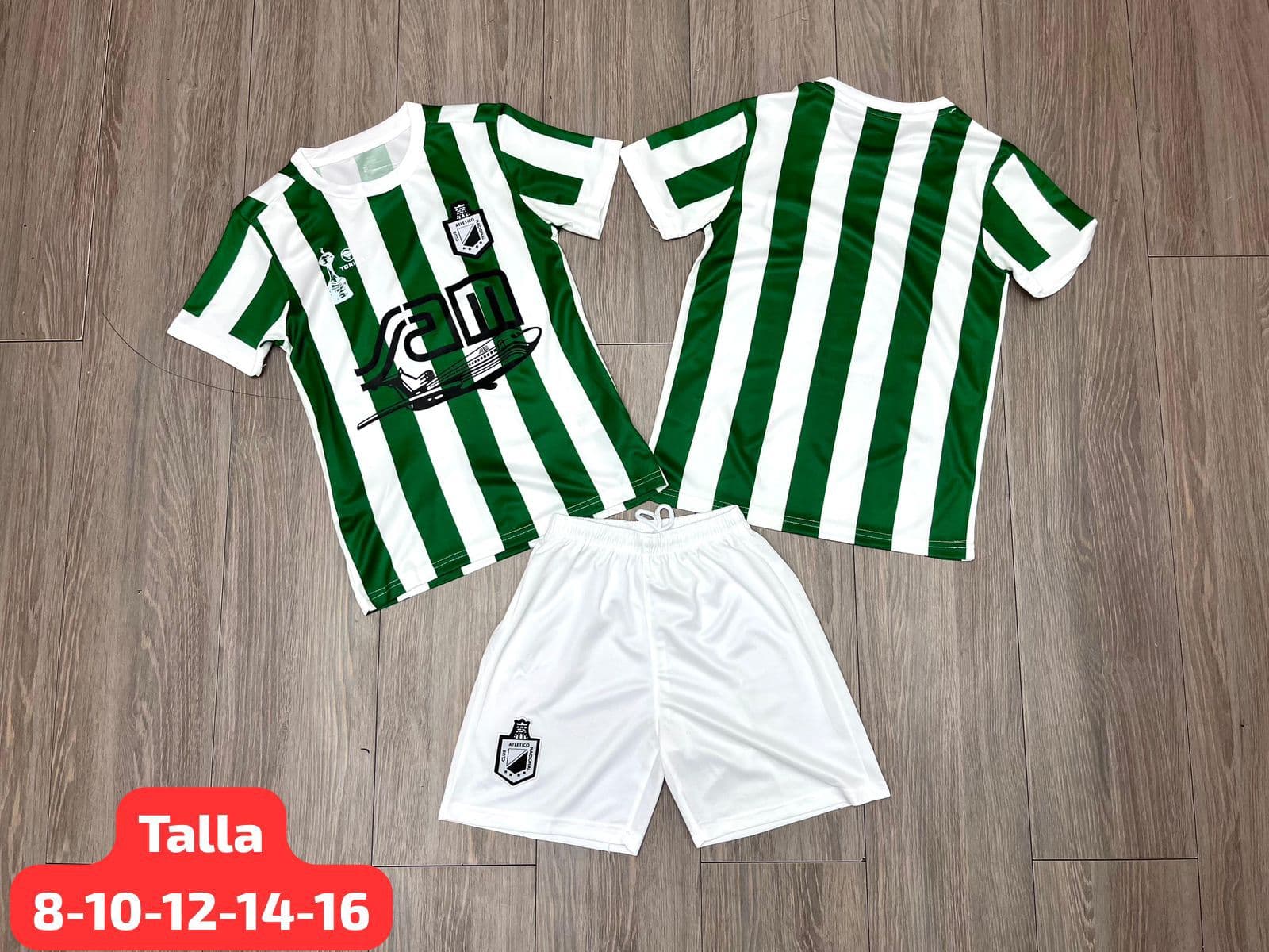 CONJUNTO DE NACIONAL RETRO SAM NIÑO