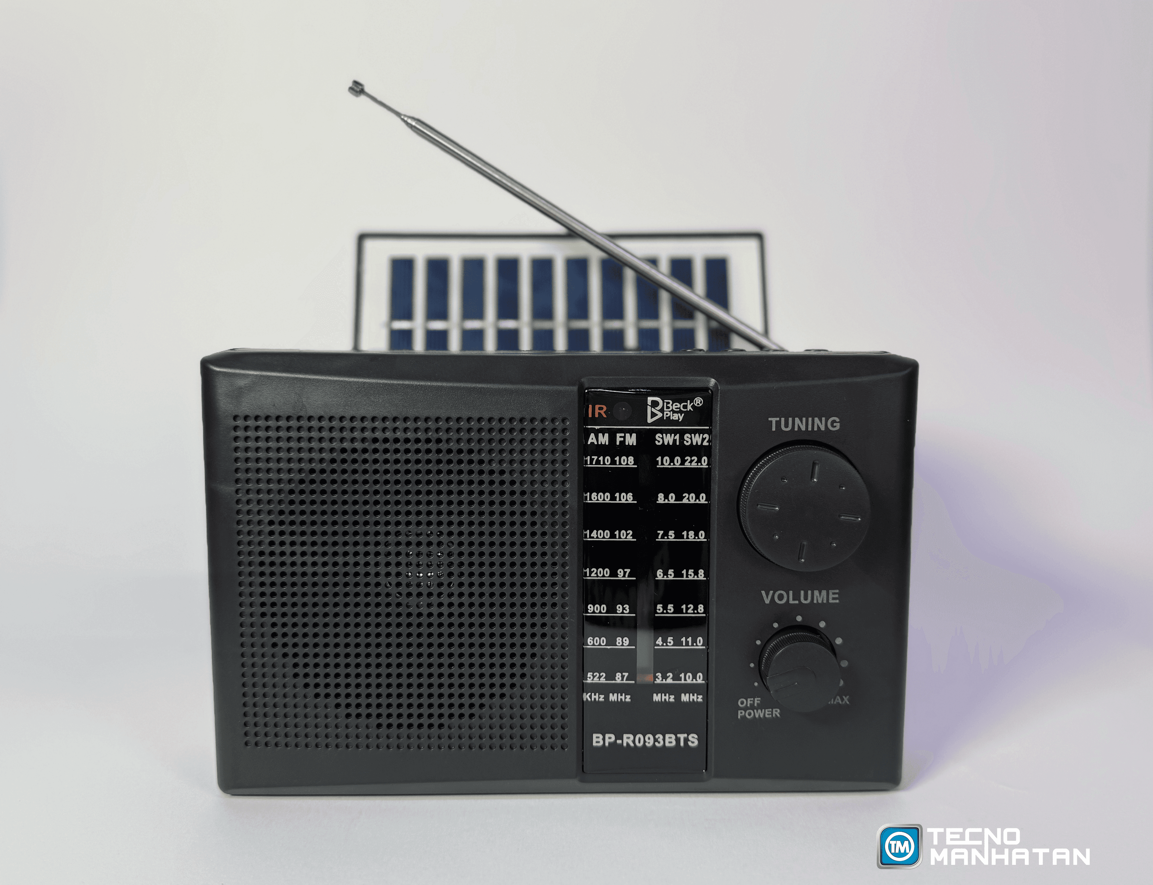 RADIO PORTATIL  CON PANEL SOLAR  BP-R093