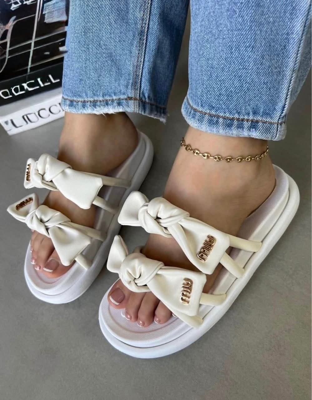 sandalia miu miu