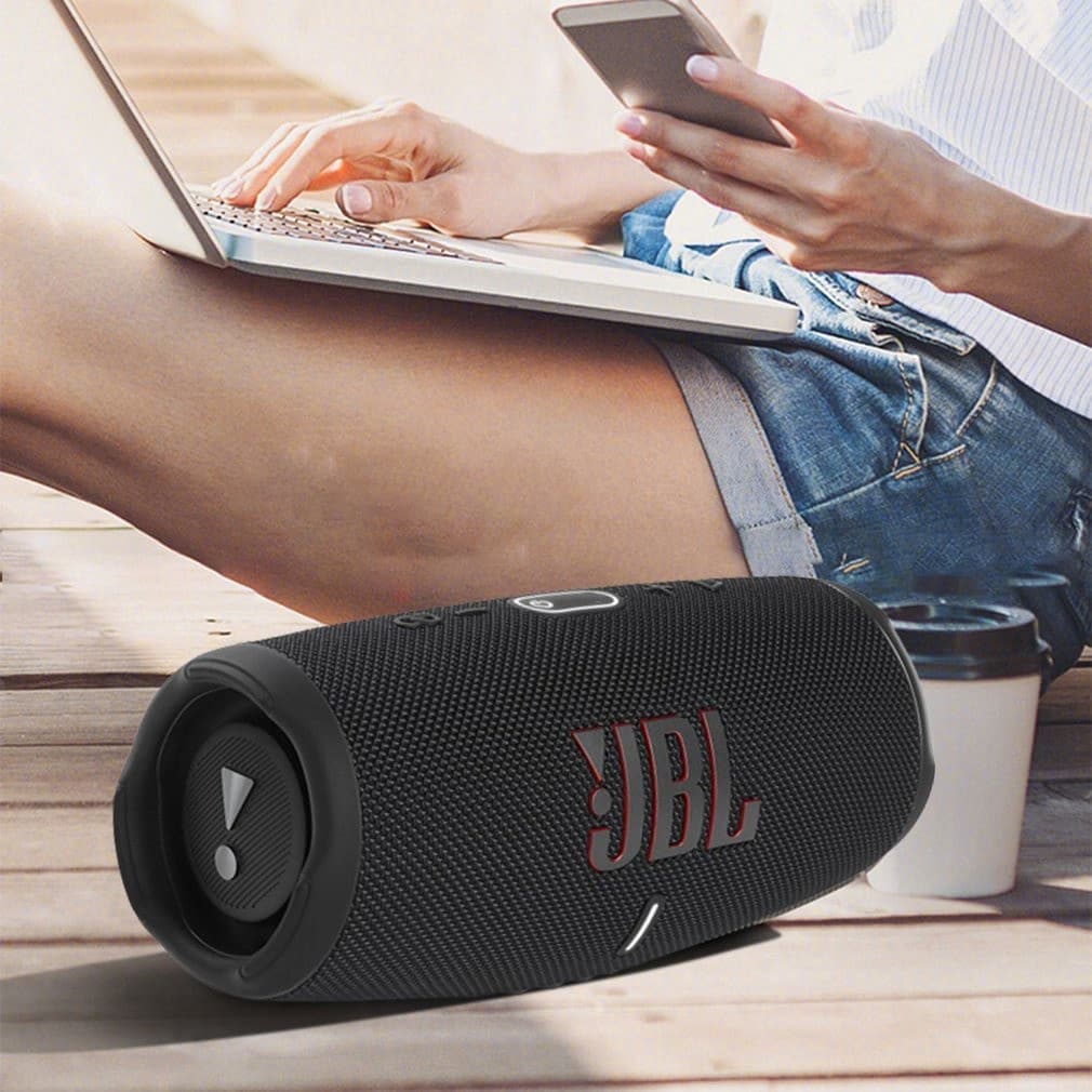 Bafle Charge 5 JBL recargable con USB