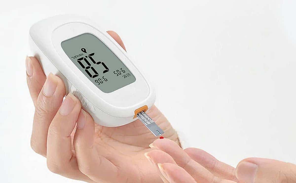 KIT GLUCOMETRO + LANCETAS + TIRILLAS