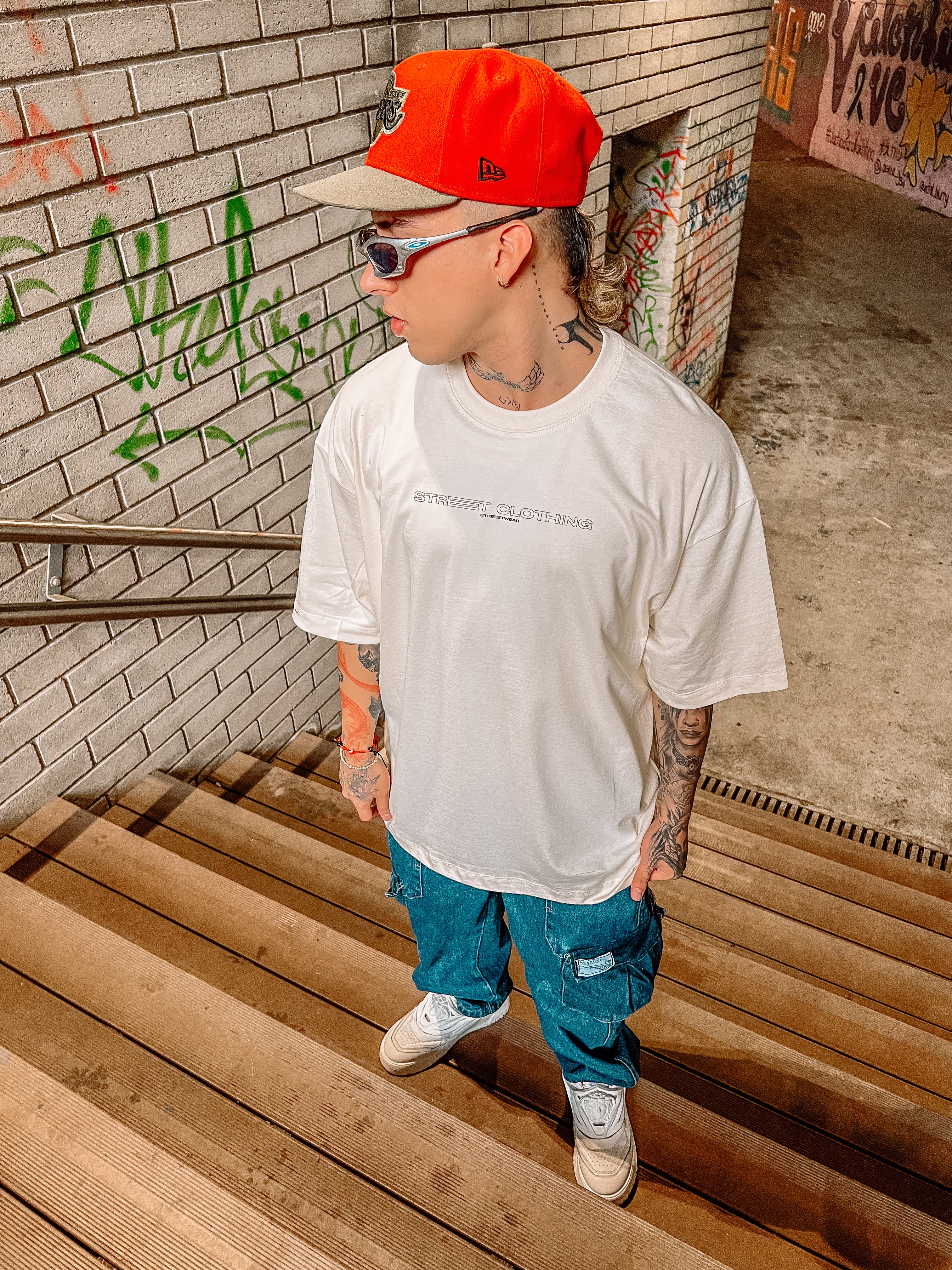 CAMISETA OVERSIZE INSOMNIA CREMA