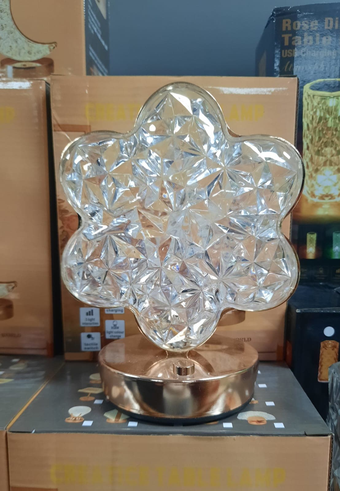 LAMPARA LED ESTRELLA RECARGABLE