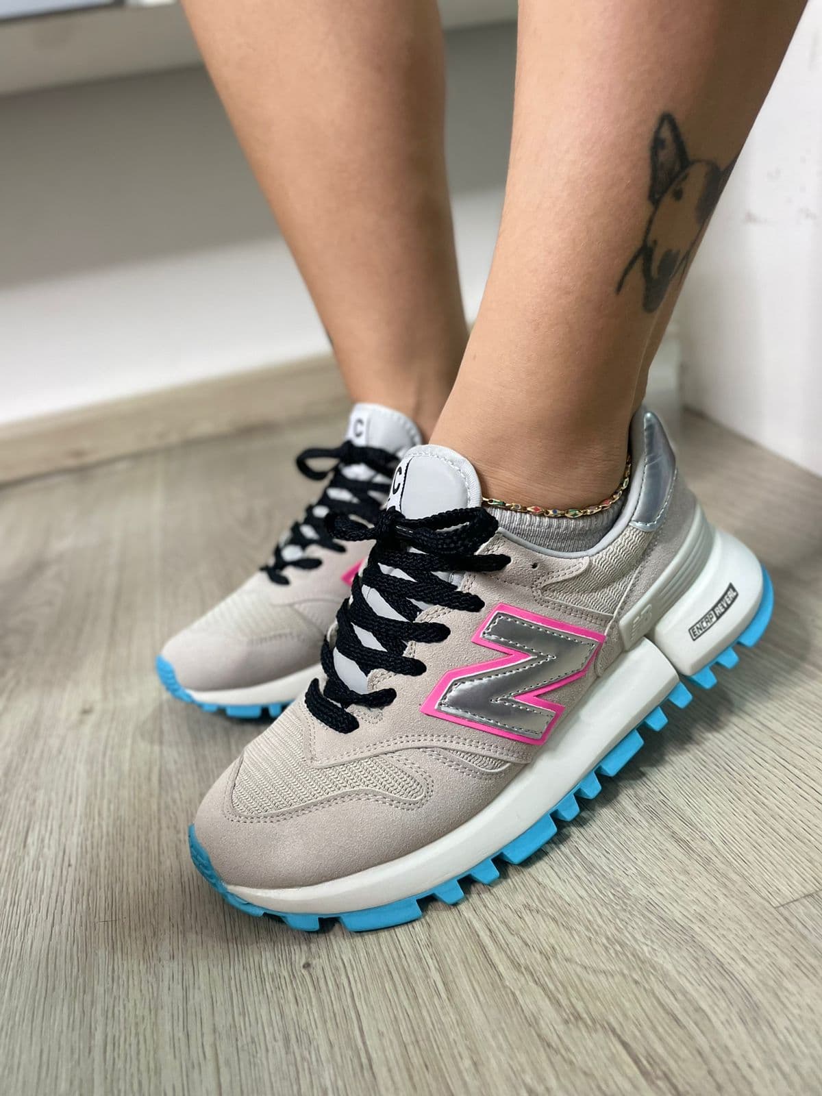 New Balance 1300 DAMA