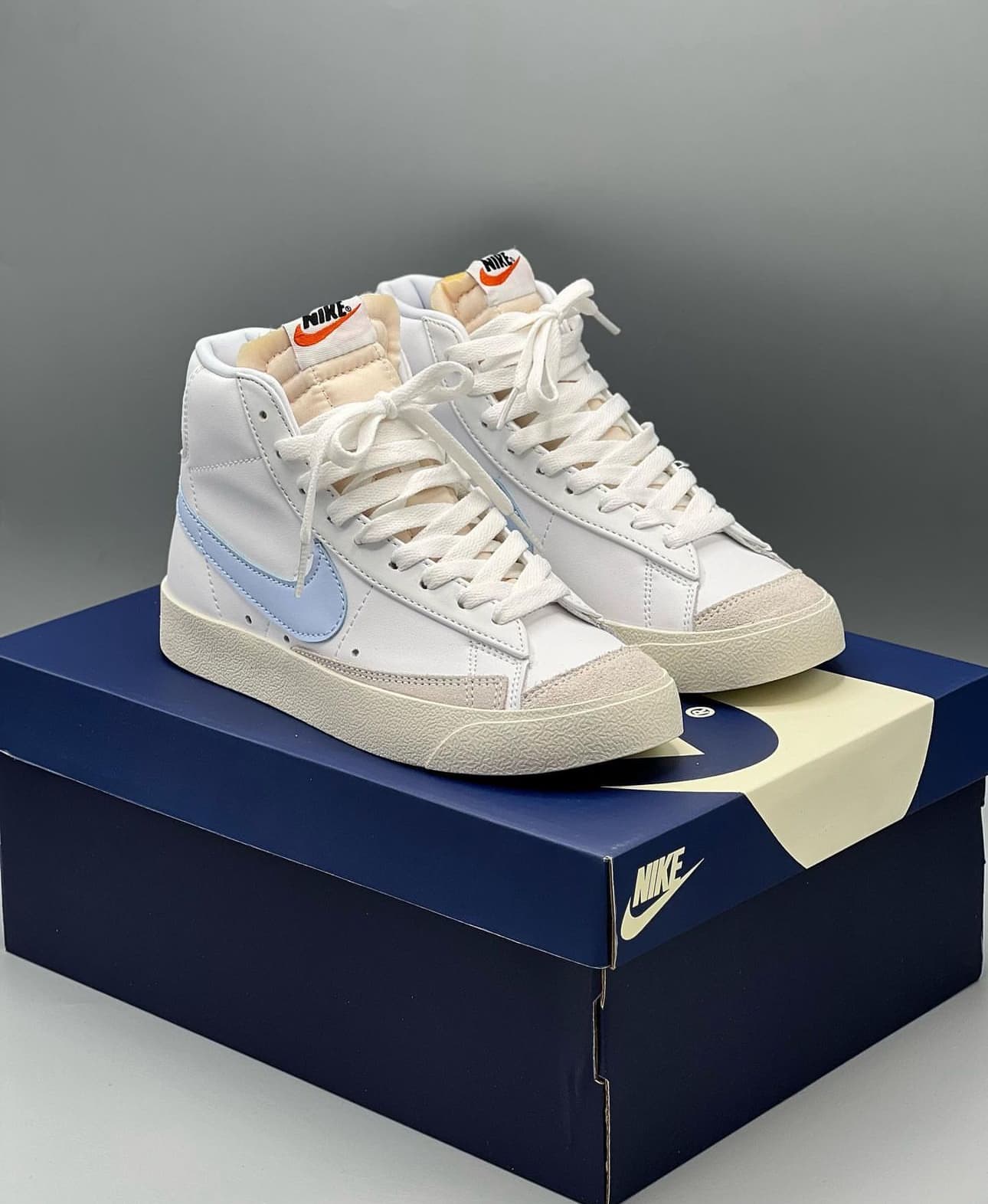 NIKE BLAZER BLANCA AZUL