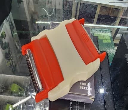 PORTABLE PELER