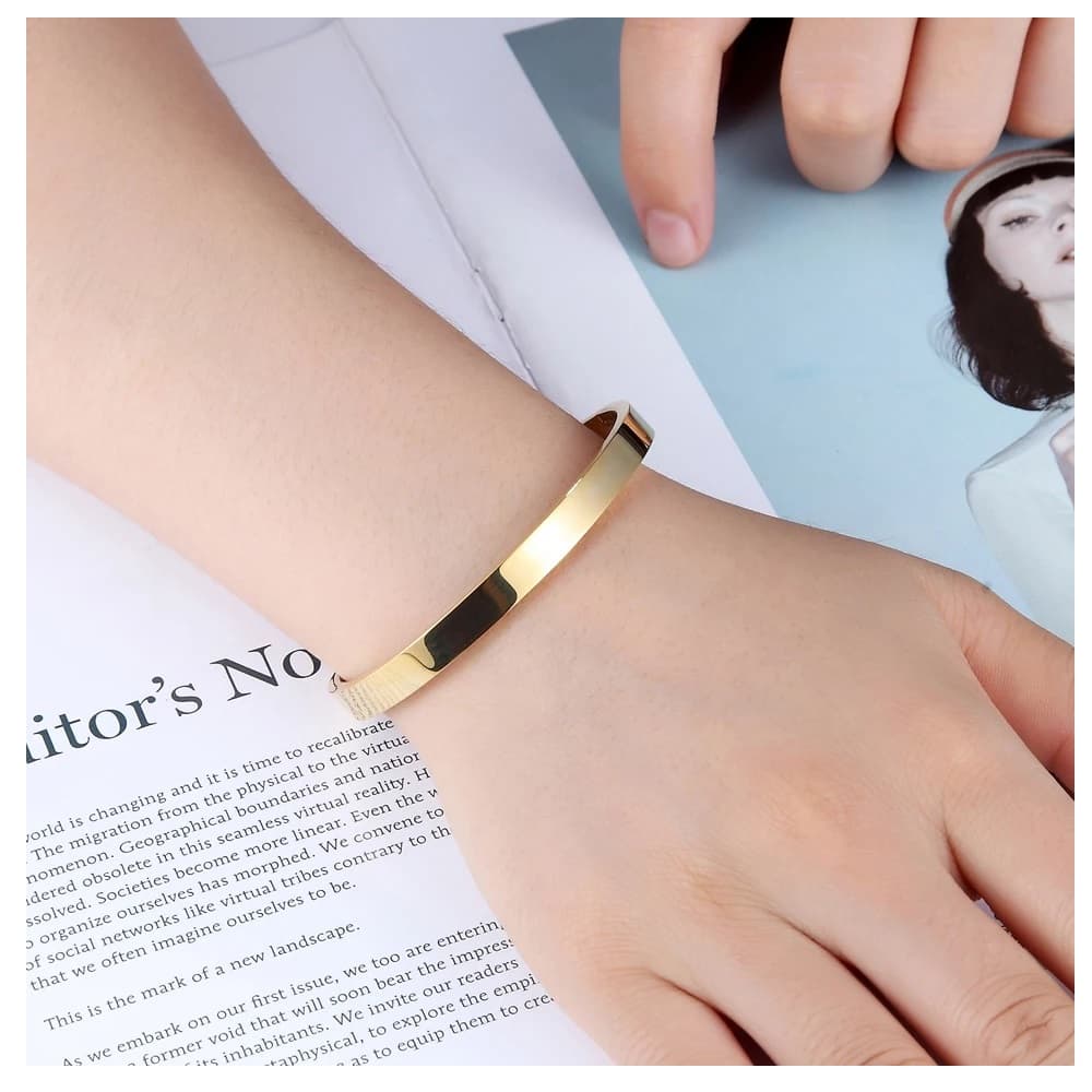 Pulsera Brazalete De Aro Ovalado